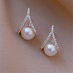 Gender:Women's; Gemstone:Pearl; Quantity:1 Pair; Theme:Precious; Shape:Geometric; Style:Stylish,Romantic; Width of Earrings:-; Jewelry Type:Fine Jewelry,Stud Earrings; Occasion:Gift,Festival; Material:Copper; Length of Earrings:-; Design:Classic; Features:Cool,Lovely; Front page:WE; Listing Date:11/10/2023 Glitter Stud Earrings, Satin Bridal Gowns, Romantic Earrings, Cheap Wedding Dresses Online, Cheap Earrings, Jewelry Boutique, Online Wedding Dress, Pearl Stud Earrings, Bridal Jewelry Sets