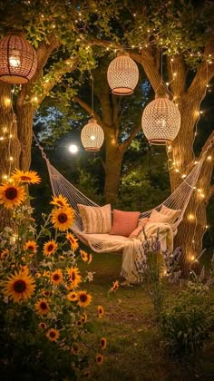 Fairy Backyard Aesthetic, Fall Garden Aesthetic, Earthy Wedding Aesthetic, Pretty Backyard Ideas, Fruit Garden Aesthetic, Jardim Aesthetic, Enchanted Garden Backyard, Fantasy Backyard, Fairytale Backyard