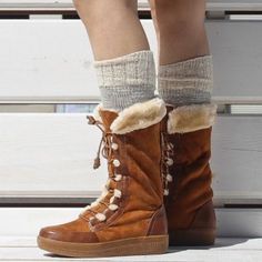 New Without Tags Mi.Im Womens Winter Boots Chestnut Brown Color Size 10 Womens Winter Boots, Chestnut Brown Color, Fur Lined Boots, Womens Winter, Chestnut Brown, Winter Boots Women, Winter Boots, Winter Women, Chestnut