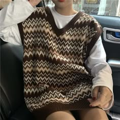 Fabric name: other Main fabric composition: cotton The content of the main fabric ingredient: 51%-70% Lining composition: cotton Crochet Sweater Vest, Preppy Mode, Vests Women, Dark Academia Clothing, Chevron Sweater, Streetwear Chic, The Cardigans, Sweater Vests, Sweater Vest Women