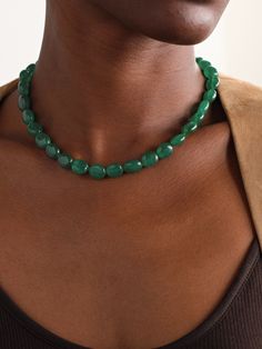 The stones used in JIA JIA's jewelry are carefully hand-selected, making each piece truly one-of-a-kind. This necklace is made from gold and strung with vibrant emerald quartz. Adjust the chain between 16- and 17-inches, depending on your neckline and other styles you may layer it with. Emerald Quartz, Apatite Necklace, Candy Necklaces, Exclusive Dress, Raffia Bag, Green Quartz, Green Necklace, Fine Jewelry Designers, Quartz Necklace