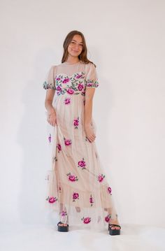 + neutral tan with colorful hand-finished floral embroidery+ subtle tulle puff sleeves+ maxi length with sweetheart neckline * Runs small, size up, if in between Spring Maxi Dress With Floral Applique, Spring Floral Embroidered Maxi Dress For Prom, Spring Prom Maxi Dress With Floral Embroidery, Feminine Floor-length Maxi Dress With Floral Embroidery, Feminine Floral Embroidered Floor-length Maxi Dress, Summer Floral Embroidery Maxi Dress For Prom, Floral Embroidered Maxi Dress For Summer Prom, Floral Embroidery Maxi Dress For Summer Prom, Spring Maxi Dress With Fitted Tulle Bodice