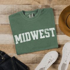 Midwest Varsity Style Tshirt, Simple Midwest Comfort Colors Tee .: The relaxed fit keeps the wearer comfy in both casual and semi-formal settings while the crew neckline delivers that classic, neat style which makes it perfect for accessorizing. What's more, the pre-shrunk fabric ensures a consistently great fit. .: Made using 100% US cotton that is ethically grown and harvested. Gildan is also a proud member of the US Cotton Trust Protocol ensuring ethical and sustainable means of production. Casual Crew Neck T-shirt For Fall, Fall Casual Crew Neck T-shirt, Soft-washed Casual T-shirt For Fall, Casual Crew Neck T-shirt For Gatherings, Classic Relaxed Fit Tops For College, Casual Soft-washed Shirt For Fall, Casual Fall T-shirt With Text Print, Casual Short Sleeve Sweatshirt With Text Print, Classic Crew Neck Shirt For Fall