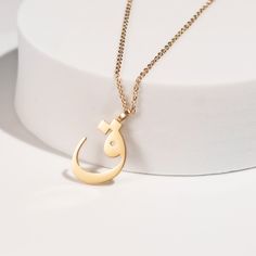 This stunning necklace features a beautifully crafted pendant with a personalized Arabic letter. The elegant design of the letter captures its unique and intricate beauty, making it a focal point of sophistication and charm. The pendant hangs from a delicate chain, perfect for adding a touch of elegance to any outfit. Ideal for everyday wear or special occasions, this necklace makes a meaningful and stylish statement. It also serves as a thoughtful and personalized gift for loved ones, celebrati Delicate Chain, Letter Pendants, Stunning Necklace, Letter Necklace, Buy One Get One, Size 20, Focal Point, Elegant Design, Necklaces Bracelets