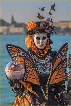 Carnaval de Venise les masques et costumes Pierrot Clown