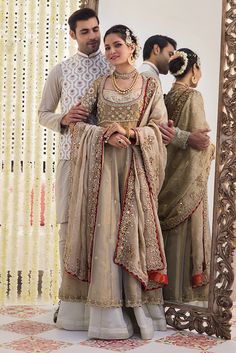 Nikkah Bride Dress, Bridal Sharara, Nikkah Bride, Rose Gold Fabric, Pakistani Bridal Dress, Dress Pakistani, Nikkah Dress, Royal Look, Gold Fabric