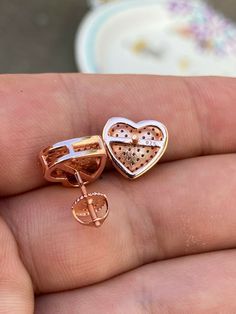 "Amazing stud earrings Solid 925 sterling silver with 14k rose gold plating Stamped 925 for authenticity Wont turn your ears green! 2ct vvs man made diamonds SUPER ICY About 0.5\" (12.5mm) wide perfect large size! Pair weighs around 3.6 grams Screw backs for a secure fit!" Rose Gold Cubic Zirconia Heart Cut Earrings, Rose Gold Sterling Silver Round Cut Earrings, Rose Gold Heart Cut Earrings With Diamond Accents, Rose Gold Diamond Heart Cut Earrings, Pierced Round Rose Gold Diamond Earrings, Rose Gold Heart Cut Diamond Earrings, Rose Gold Cubic Zirconia Heart Earrings For Valentine's Day, Rose Gold Cubic Zirconia Heart Earrings For Anniversary, Rose Gold Sterling Silver Diamond Cut Earrings