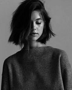 #photography Bob Pendek, Best Short Hairstyles, Try On Hairstyles, 사진 촬영 포즈, Shoulder Length Hair Cuts, Trik Fotografi, Natural Beauty Tips, Short Hairstyle, Short Haircut