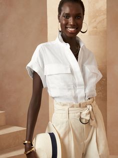 Petite Essential Cotton Roll-Cuff Shirt | Banana Republic Cotton Gauze Shirt, Shirt Elegant, Gauze Shirt, Capsule Wardrobe Essentials, Fade Styles, Outfit Formulas, Fall Capsule Wardrobe, Shirt Cuff, Work Attire