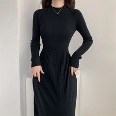 Kylethomasw Autumn/Winter British Style Celebrity Knitted Dress Solid Half High Neck Slim Fit Inner Matching Coat Pleated Long Dress Size Bust(cm) Sleeve(cm) Length(cm) размер Бюст Длина рукава длина платья Talla Cerco torácico Longitud de la manga Longitud de la ropa Taille Tour de poitrine Longueur des manches Longueur des vêtements Tamanho Pátio do peito Comprimento da manga de roupa Roupas longas S 70-130 57 114 M 72-131 58 115 L 74-132 59 116 Pleated Long Dress, Mid Calf Dresses, Womens Knit Dresses, Korean Dress, Office Dresses, Knitted Dress, Vintage Elegant, British Style, High Collar