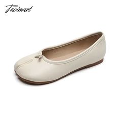 SPECIFICATIONS Brand Name: TAVIMART Flats Type: MARY JANES Upper Material: MICROFIBER Toe Shape: Square toe Occasion: Casual Closure Type: SLIP-ON Item Type: flats Fashion Element: CRYSTAL Department Name: ADULT Style: ELEGANT Outsole Material: RUBBER Insole Material: BONDED LEATHER Pattern Type: Solid Model Number: 1412 Fit: Fits true to size, take your normal size Lining Material: Synthetic women shoes: split toe loafers women fashion designer: shallow mouth moccasins spring summer flats: silv Beige Closed Toe Loafers For Fall, Beige Spring Loafers With Flat Heel, White Round Toe Flats For Fall, Cream Round Toe Loafers For Spring, Beige Slip-on Flats For Fall, Cream Loafers With Round Toe For Spring, Cream Round Toe Flats For Spring, Beige Round Toe Flats For Spring, Beige Closed Toe Flats For Fall