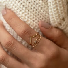 Rose Gold Stackable Rings, Star Circle, Chain Ring Gold, Ring Stacks, Jacket Earrings, Dainty Rings, Stacker Rings, Triangle Studs, Chevron Ring