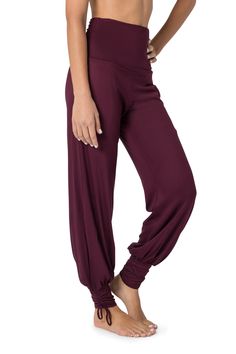 "Purple leggings, yoga boho pants, harem pants, loose fit wide trousers, comfy pants for travel, pants with pockets, balloon pants for women. Unique adjustable waist harem pants leggings, made of lycra and cotton, super comfortable and breathing natural fabric, stretchy and has 2 pockets. Fits for your daily sports activities, dancing, yoga, pilates, mindfulness etc. and for boho festivals and events. You'll never want to get out of it cause it's so comfy. This is a part of my new collection, wh Bohemian Style Yoga Pants For Loungewear, Harem Yoga Pants For Loungewear, Meditation Harem Bottoms With Elastic Waistband, Stretch Harem Pants With Elastic Waistband For Festival, Stretch Hippie Harem Bottoms, Stretch Yoga Pants Trousers, Baggy Yoga Pants For Festivals, Stretch Pants For Yoga, Stretch Bohemian Harem Pants, Ankle-length