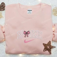 Coquette Pink Bow x Nike Embroidered Shirt & Hoodie: Perfect Gift for Girls Nike Inspired Nike Inspired, Bow Embroidery, Cute Nike Outfits, Girls Nike, Cool Fathers Day Gifts, Best Mothers Day Gifts, Coquette Pink, Nike Shirt, Cute Shirt Designs