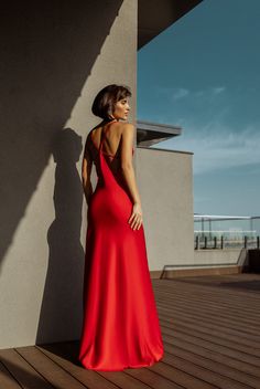 Black Satin Slip Maxi Dress – ELAGIA Dresses For Date Night, Dresses For Date, Chic Cocktail Dress, Slip Maxi Dress, Romantic Outfit, Red Dress Style, Perfect Red Dress, Date Night Dresses, Satin Slip