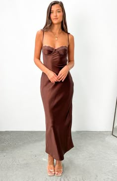 Brown Satin Slip Dress, Brown Cocktail Dress Outfit, Chocolate Brown Dress Formal, Brown Silk Maxi Dress, Fall Ball Dresses, Brown Silk Dress Outfit, Brown Dress Outfit Formal, Brown Slip Dress Outfit, Sister Of The Groom Dress