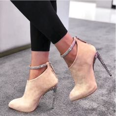 Giuseppe Zanotti For Jennifer Lopez. Suede Bootie Featuring Faceted Crystal Trim, 120-Mm Crystal And Mirrored Stiletto Heel, Pointed Toe, An Ankle Strap, Back Zip, Padded Leather Insole And A V-Shaped Vamp. Color: Nude Material: Sude Size: 38eu Heel Height: 120 Mm / 4.7" Condition: New No Box Eu38 Glamorous Suede Heels For Party, Elegant Beige Heels For Night Out, Beige Pointed Toe Party Boots, Chic Beige Boots For Party, Chic Beige Party Boots, Beige High Heel Evening Boots, Evening Suede Boots With Ankle Strap, Beige High Heel Boots For Evening, Elegant Ankle Strap Boots For Parties