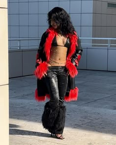 Megan Thee Stallion Concert Outfit Ideas, Sfw Outfits, Gothic Mode, Concert Fit, 2000s Fashion Outfits, Concert Fits, Looks Street Style