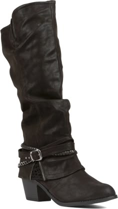 This stunning boot showcases a sleek faux-leather upper, elegantly adorned with striking buckle and strap accents that add a fashionable flair. The unique chain detail introduces an edgy touch, setting you apart from the crowd. With an inside zipper closure, slipping these boots on is a breeze, making them perfect for your busy lifestyle. Crafted with a durable synthetic outsole, the Jellypop Treasure Boot is designed for both style and practicality, featuring a 2-inch heel that offers just the right amount of lift. Elevate your wardrobe with this versatile and trendy boot, ideal for any occasion. Alt Boots, 2000s Boots, Wedged Boots, No Heel Boots, Winter Outfits With Boots, Winter Shoes Women, Y2k Heels, Material Gworl, Slouch Boots