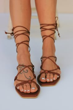 Brown gladiator sandals AGORA handmade to order. ♦Free Shipping via DHL Express worldwide♦ --Please do not forget to include a phone number at checkout-- Our leather sandals Agora are made from genuine leather, in our workshop in Athens. Handmade with lots of love AGORA sandals will be worn every day of summer as they are super comfy and available in many colors for matching with all your outfits! Deatails: -leather sandals -soft leather insole with an extra soft part down of the heel -leather c Greek Sandals Women, Rwby Outfits, 70s Sandals, Goddess Sandals, Womens Leather Sandals, Sandals Aesthetic, Brown Gladiator Sandals, Strappy Sandals Gladiators, Gladiator Sandals Heels