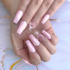 Beautiful #Unichrome nails by @loveeffectnails 😍 Shop for our Unichrome powder and #Swarovski crystals at DailyCharme.com ✨💅 Pink Coffin Nail Ideas, Chrome Powder Nails, Unicorn Chrome, Do It Yourself Nails, Gel French Tips, Coffin Nail Ideas, Pink Coffin, New Years Nail Designs