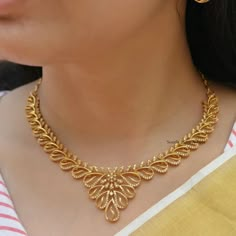 Wedding Gold Jewellery Set, Choker Necklace Gold Designs, Jwellary Unique Gold Design, Gold Simple Necklace Designs, Jewelry Design Necklace Gold Indian, Necleses Jewelry Gold Indian, Golden Necklace Indian, Nackles Gold Design, Fancy Gold Necklace Designs