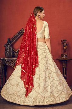 Beige Color Art Silk Fabric Fancy Embroidered Wedding Wear Lehenga Choli Beige Lehenga, Chania Choli, Red Dupatta, Choli Blouse, Party Wear Lehenga Choli, Work Lehenga, Beige Blouse, Georgette Dupatta, Embroidered Art