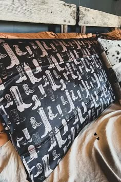 Satin Sleep Western Pillow Case Sets | Rustic Western Bedding, Brown Western Bedroom, Western Inspired Bedroom, Cowhide Bedroom Ideas, Dorm Room Ideas Western, Black Western Bedroom, Dark Rustic Home Decor, Rustic Western Bedroom Ideas, Western Home Aesthetic