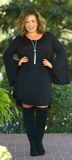 Perfectly Priscilla Boutique is the leading provider of womens trendy plus size clothing online. Our store specializes in one of a kind, plus size clothes. big size fashion http://amzn.to/2kRZpiY Plus Size Herbst, Perfectly Priscilla Boutique, Fall Outfits 2018, Good Woman, Plus Zise, Plus Size Clothing Stores, Gq Fashion, Plus Size Clothing Online, Casual Dresses Plus Size