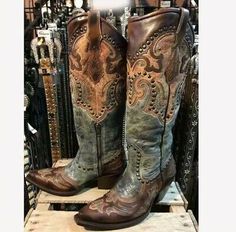 Ladies Western Cowboy Cowgirl Vintage Studded Pointed Toe Pull On Mid Calf Boots | eBay Womans Cowboy Boots, Biker Cowgirl, Clothe Styles, Tall Cowgirl Boots, Country Core, Saddle Boots, Western Dress With Boots, 2023 Clothes, Corral Boots Womens