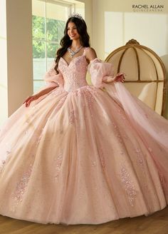 Glitter Ball Gown, Quinceanera Themes Dresses, Quinceñera Dresses, Blue Champagne, Quinceanera Dresses Pink, Red Quinceanera Dresses, Black Ball Gown, Glitter Ball, Emerald Bridesmaid Dresses