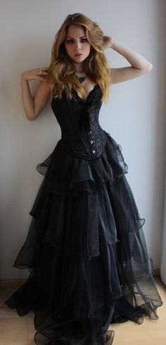 Victorian Black Wedding Dresses Sweetheart Lace Up Bridal Gowns,295 sold by Happybridal on Storenvy Lace Sweetheart Wedding Dress, A Prom Dress, Prom Dresses 2016, Goth Wedding, Corset Dress Prom, Gothic Corset, Sweetheart Wedding Dress, Beauty Dress, Gothic Wedding