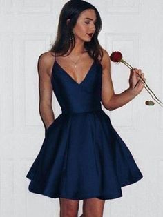 Cute V Neck Homecoming Dress Satin Short Prom Dress Short Dance Dresses, Simple Homecoming Dresses, Short Graduation Dresses, Homecoming Dress Short, Short Satin, Green Homecoming Dresses, Prom Dresses With Pockets, Junior Prom Dresses, V Neck Prom Dresses