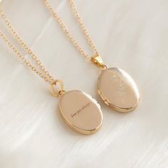 Butterfly Engraved Oval Necklace with Photo, Photo Locket Necklace, Butterfly Necklace, Christmas Gift, Wedding Gift, Sister Gift for Her 🌟Color: gold, Silver 🌟Length: 18+2'' 🌟Pendant size: 20 X16mm 🌈This exquisite vintage oval necklace features a beautifully engraved butterfly on the front, symbolizing freedom and transformation. The back can be personalized with custom text, while the inside holds space for a cherished photo. It's not just a piece of jewelry, but a heartfelt way to preserve memories. Whether for yourself or as a thoughtful gift, this necklace is perfect for commemorating special moments and expressing deep emotions. Highlights: ✨Keepsake for Memories: The heart of this necklace lies in its ability to preserve your most precious memories. The interior compartment allo Gold Plated Butterfly Necklace As Gift, Personalized Silver Butterfly Necklace, Elegant Personalized Butterfly Necklace For Gift, Elegant Personalized Butterfly Necklace, Personalized Gold Butterfly Necklace Gift, Photo Cropping, Photo Locket Necklace, Oval Necklace, Photo Locket