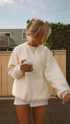 Cute Lounge Outfits Summer, March Outfit Ideas, Vsco Aesthetic Outfits, Mode Hippie, Cozy Loungewear, Neue Outfits, Outfit Look