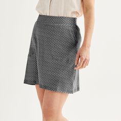 For a sporty, yet feminine look, reach for this women's Croft & Barrow knit skort.Click on this WOMEN'S GUIDE to find the perfect fit and more! For a sporty, yet feminine look, reach for this women's Croft & Barrow knit skort.PRODUCT FEATURES Attached undershorts 2 functional front pocketsFIT & SIZING 18-in. approximate length 5-in. inseam Elastic waistbandFABRIC & CARE Cotton Machine wash Imported Size: Medium. Color: Black. Gender: female. Age Group: adult. Casual Gray Short Length Skort, Casual Stretch Gray Skort, Casual Knee-length Skort With Built-in Shorts, Casual Above Knee Skort, Casual Gray Cotton Skort, Casual Knee-length Skort For Summer, Casual Relaxed Fit Skort With Short Inseam, Casual Gray Workwear Skort, Casual Stretch Skort Above Knee