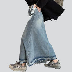 Introducing the 2023 Spring-Summer Collection ââ‚?a signature unrefined hem a-line denim skirt. the perfect embodiment of '90s grunge style!Why You'll Love ItThis light wash skirt is the definition of sophistication and modernity. It features a high-waist silhouette. classic zipper and button closure and an edgy distressed pattern. This denim dream is crafted with premium quality denim. ensuring comfort. durability and an eye-catching style.Distinctive Features: 90s Grunge Vibe: Inspired by the Denim Skirts Online, A Line Denim Skirt, Womens Denim Skirts, 90s Fashion Grunge, Slim Denim, Iconic Fashion, 90s Grunge, Light Blue Denim, Grunge Style