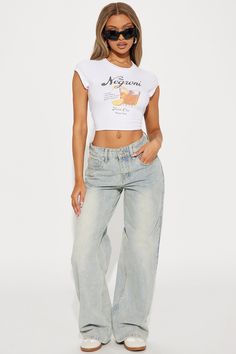 Peace Of Mind Tinted Baggy Jeans - Light Wash Cheap Cute Jeans, Wide Leg Mid Rise Jeans, Beyonce Jeans, Thanksgiving List, Loose Jeans Outfit, Light Wash Baggy Jeans, Ripped Baggy Jeans, Fire Shoes, Low Rise Baggy Jeans