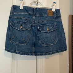 Candies Brand Denim Mini Skirt Size 1. Never Worn, Like New!! Casual Denim Skort With Pockets, Casual Denim Blue Skort With Pockets, Y2k Mid-rise Denim Skort, Y2k Style Mid-rise Denim Skort, Casual Light Wash Skort With Pockets, Dark Wash Cotton Skort Casual Style, Casual Dark Wash Cotton Skort, Dark Wash Cotton Casual Skort, Y2k Denim Skort With Pockets