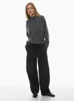 SOLSTICE PARACHUTE PANT | Aritzia Simplicity City, Aritzia Aesthetic, Aritzia Outfit, Lululemon Outfit, Streetwear Minimalist, Material Gworl, Parachute Pant, Trouser Outfit, Aritzia Pants