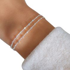 Elegant Silver Beaded Bracelets With Delicate Chain, Minimalist Silver Double Band Bracelet, Elegant Silver Beaded Bracelet With Delicate Chain, Silver Double Band Bracelets As Gifts, Adjustable Minimalist Satellite Chain Bracelet, Silver Minimalist Beaded Bracelet, Silver Minimalist Beaded Bracelets, Silver Double Band Bracelets For Everyday, Silver Double Band Bracelet For Everyday