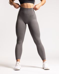 The Bare Pro Legging is the one you’ll have on repeat all year round for lounging and low-impact exercise. The Bare Pro Legging offers everything you love about our Bare II Leggings, with greater recovery from stretch and a slightly more heathered appearance. FIT & FABRIC: Made from breathable, comfortable poly/span, perfect for everyday wear that goes beyond the gym. Offers minimal compression and maximum flexibility. No peekaboo moments during squats – just complete confidence in these squat-p Squat Proof Leggings, Cropped Zip Up, Low Impact Workout, Natural Curves, Squat Proof, Black Sports Bra, Long Sleeves Jacket, On Repeat, Sea Green