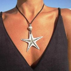 Trendy Retro Leather Cord Creative Jewelry Beach Vacation Exaggerated Starfish Silver Color Metal Cherry Leaves, Long Leather Necklace, Leather Cord Jewelry, Metal Pendant Necklace, Long Necklace Boho, Stella Marina, Y2k Accessories, Long Statement Necklace, Rope Jewelry