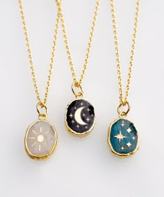 Celestial Necklace, Astrology Necklace, Zodiac Necklace, Gift For Her Witchy Business, Galaxy Jewelry, Sun And Moon Necklace, Bff Jewelry, Astrology Necklace, Gold Moon Necklace, Space Fashion, Moon Graphic, Star Necklace Gold