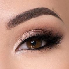 Natural Wedding Makeup Looks, Makeup Geek Eyeshadow, Beautiful Wedding Makeup, Wedding Eyes, Natural Smokey Eye, Wedding Hairstyles And Makeup, Alat Makeup, Wedding Eye Makeup