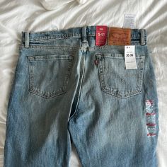 Never Worn Levis 550 Jeans, Athletic Fit Jeans, Blue Denim Pants, Vintage Levis Jeans, Mens Straight Jeans, Denim Jeans Men, Levi Jeans 501, Straight Fit Jeans, Straight Leg Denim