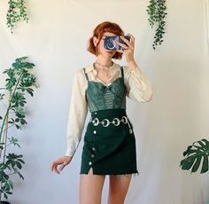 Spacecore Outfits, Mode Hippie, Look Retro, Neue Outfits, Cropped Tops, Mode Inspo, Grunge Style, Mode Vintage, Inspiration Mode