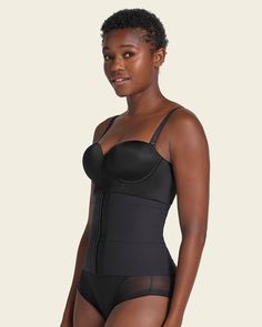 This incredible waist cincher made with our super comfy compression SkinFuse® fabric features flexible boning on the sides and back for extra support. It's functional and discrete! You can wear it all day, every day, since it has no noticeable seams, making it invisible under clothes. We guarantee the highest quality and comfort from this piece because you deserve the best. You can wear it daily to improve your posture, during workouts at the gym, after surgery, or postpartum. Abdominal Binder, Waist Trainer Vest, Latex Waist Trainer, Improve Your Posture, Legging Sport, After Surgery, Waist Cincher, Back Support, Support Bras