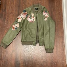 Embroidery Green Leather Jacket - Never Worn - Size S Green Floral Print Outerwear For Fall, Green Floral Print Fall Outerwear, Fall Outerwear With Floral Applique And Long Sleeves, Fall Long Sleeve Outerwear With Floral Applique, Fall Floral Applique Long Sleeve Outerwear, Casual Embroidered Leather Jacket For Spring, Casual Fall Outerwear With Floral Applique, Fitted Fall Outerwear With Floral Applique, Casual Floral Applique Outerwear For Fall