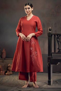 Red chanderi A-line kurta with self flower patterns and potli detailed neckline. Comes with pant. - Aza Fashions A Line Kurta, Pants Pattern, Pant Set, Set For Women, Embroidered Flowers, Aza Fashion, Three Quarter, Flower Patterns, Pants Set